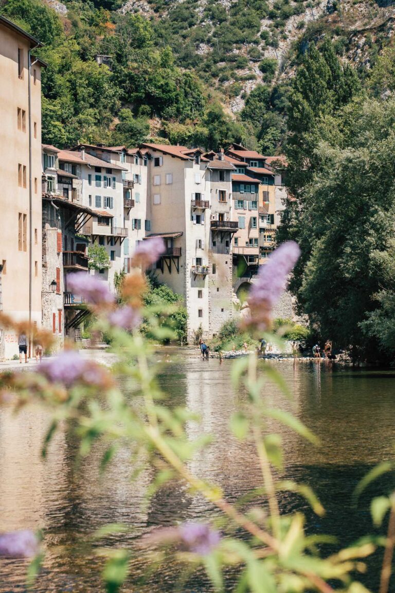 pont en royans en isere est un village de caractere riche de patrimoine, territoire vivant pour le tourisme